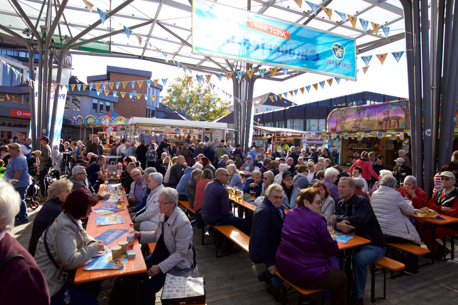 Oktoberfest in der Porschestraße