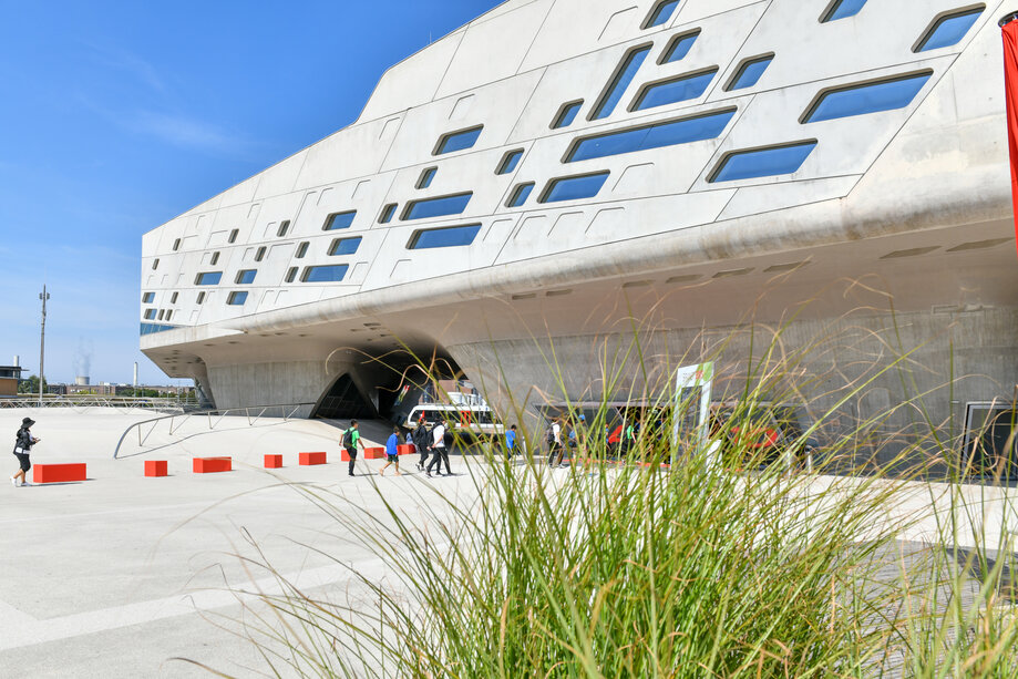 Blick auf das Science Center phaeno