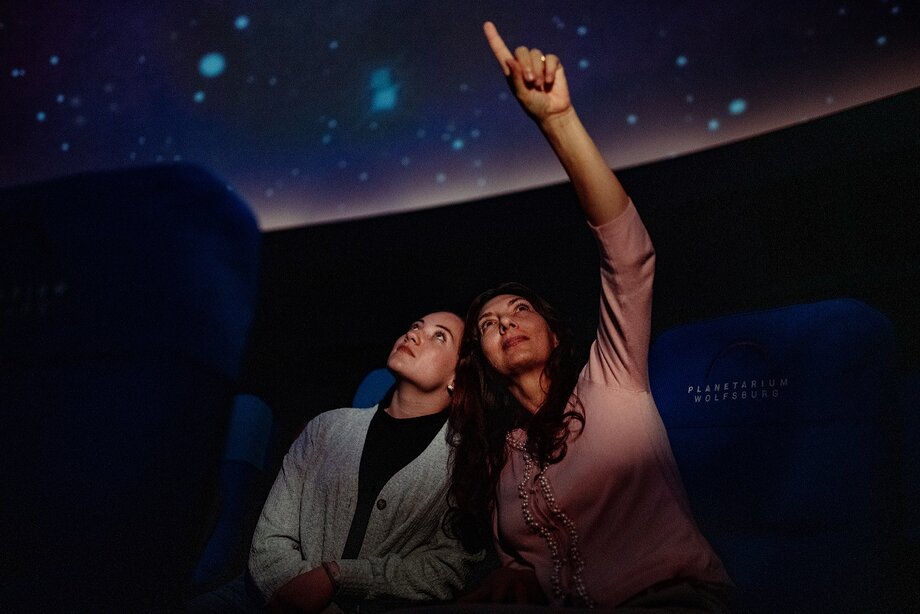 Blick in den Sternenhimmel im Planetarium